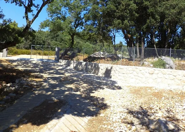 Waldhaus In Der Naehe Des Strandes By Interhome Kampor